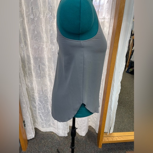 Wilfred grey zip back tank size small - Picture 2 of 5